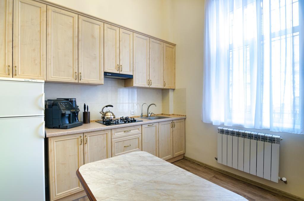 Apartamenty Kulisha 25 Львов Экстерьер фото